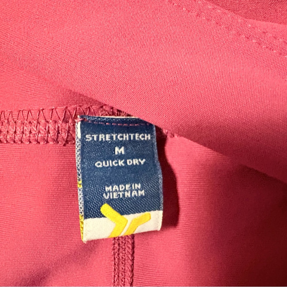 Old Navy A-Line Skirt in Vibrant Pink - Picture 3 of 5